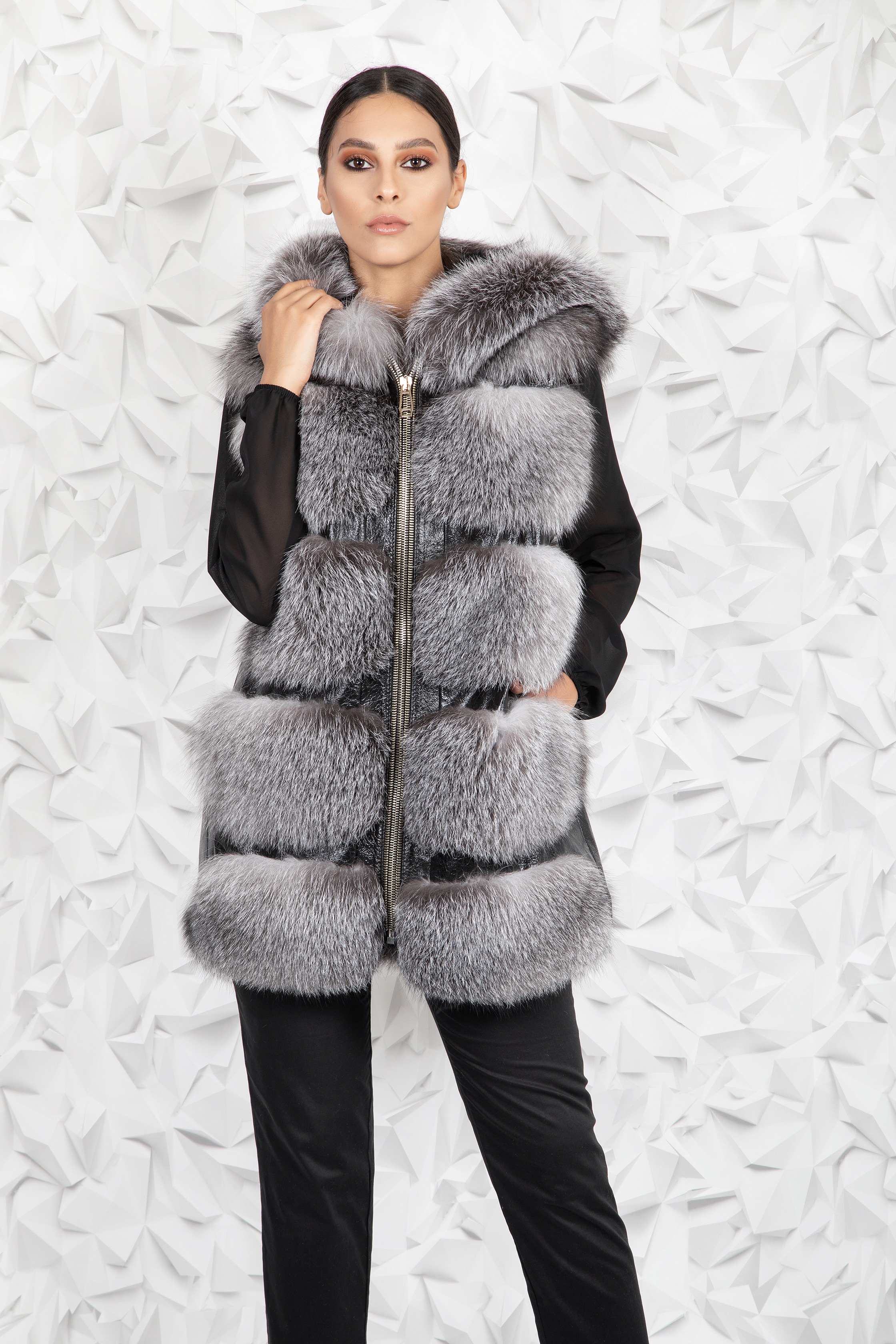 Gilet di Volpe Blue Frost con cappuccio - Lunghezza 80cm - Jave Italia
